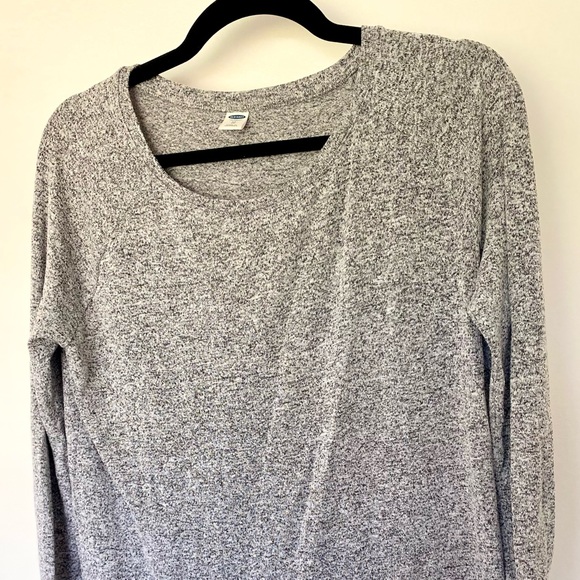 Old Navy Speckled Grey Long Sleeve Shirt - Picture 2 of 6